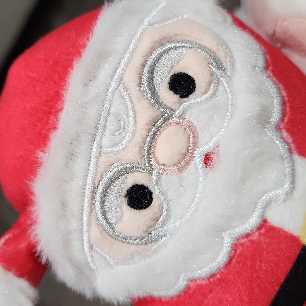 Squushmallows Santa and Mrs. Claus Set - Picture 4 of 4